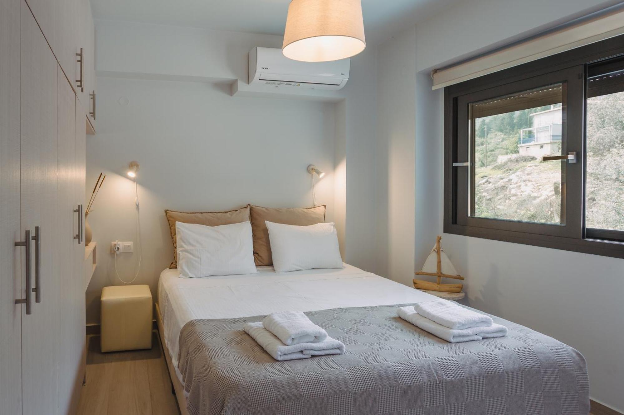 Amelia Luxury Suite Никиана Екстериор снимка