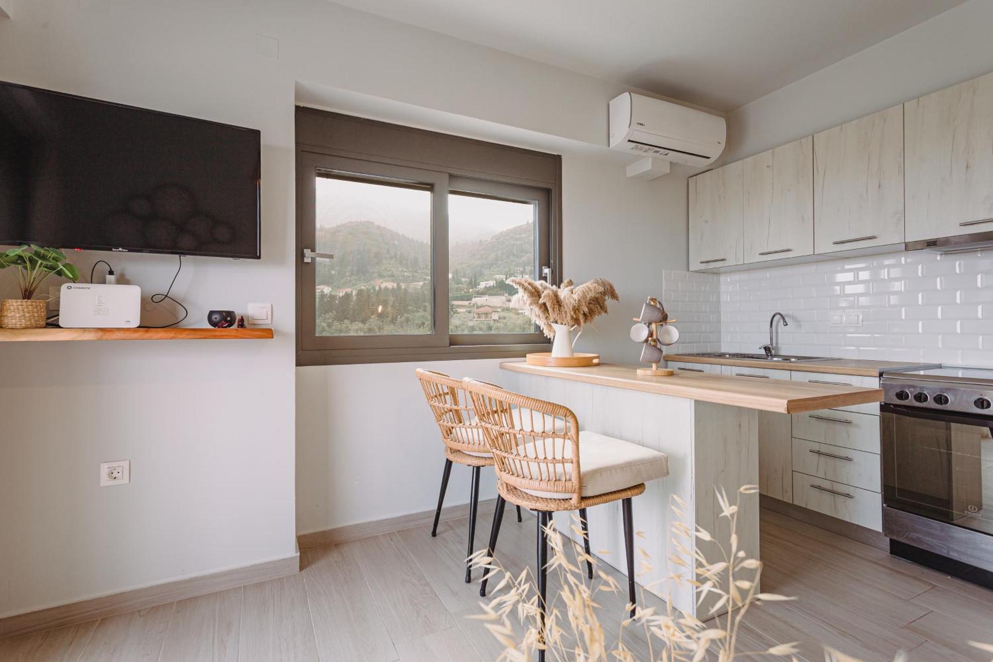 Amelia Luxury Suite Никиана Екстериор снимка