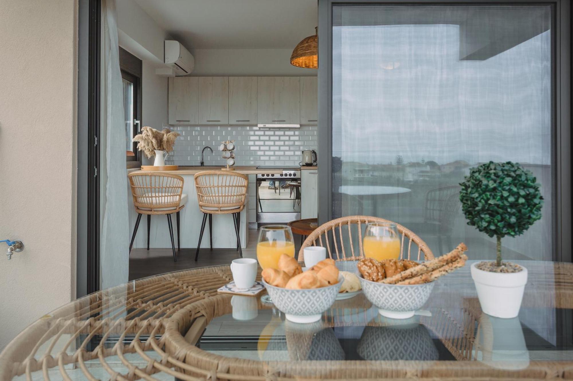 Amelia Luxury Suite Никиана Екстериор снимка